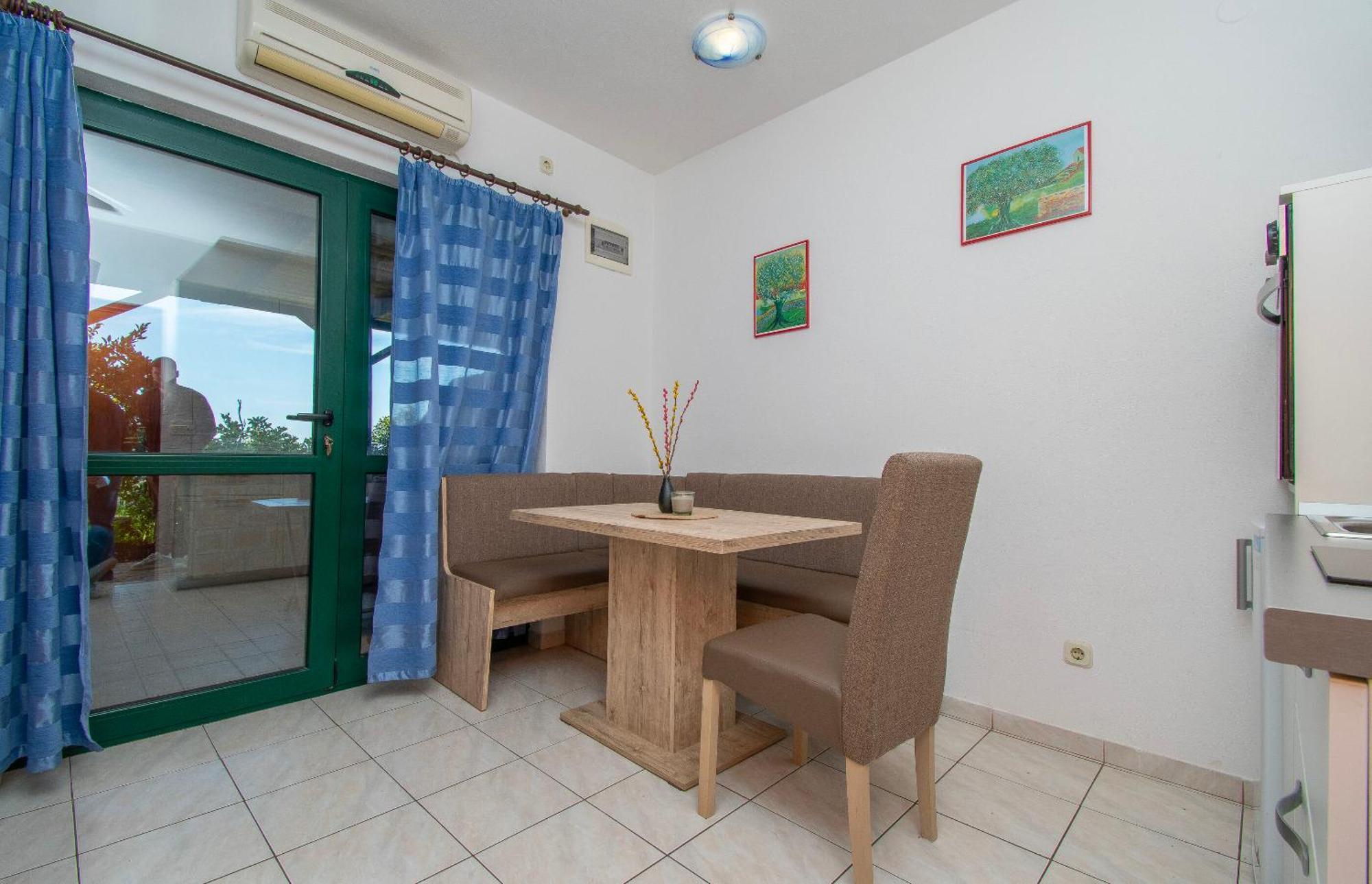 Apartments Toni マスリニカ エクステリア 写真